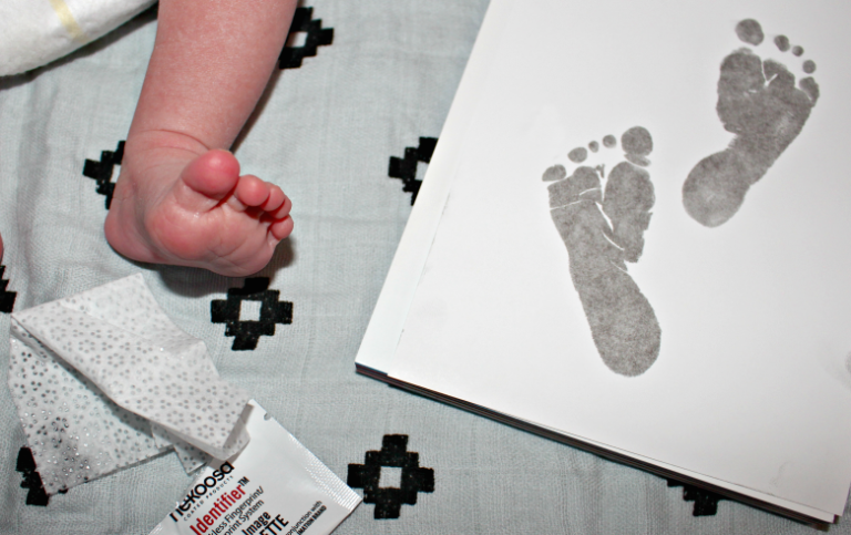Best Guide to Baby Hand and Footprint Kits